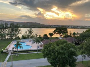 4550 NW 18th Ave APT 702, Pompano Beach, FL 33064