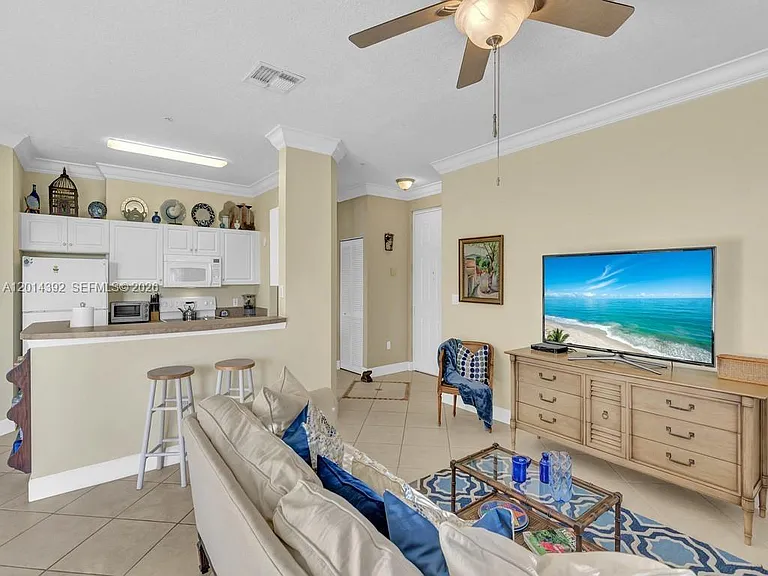 5035 Fairways Cir #305 — Photo 16