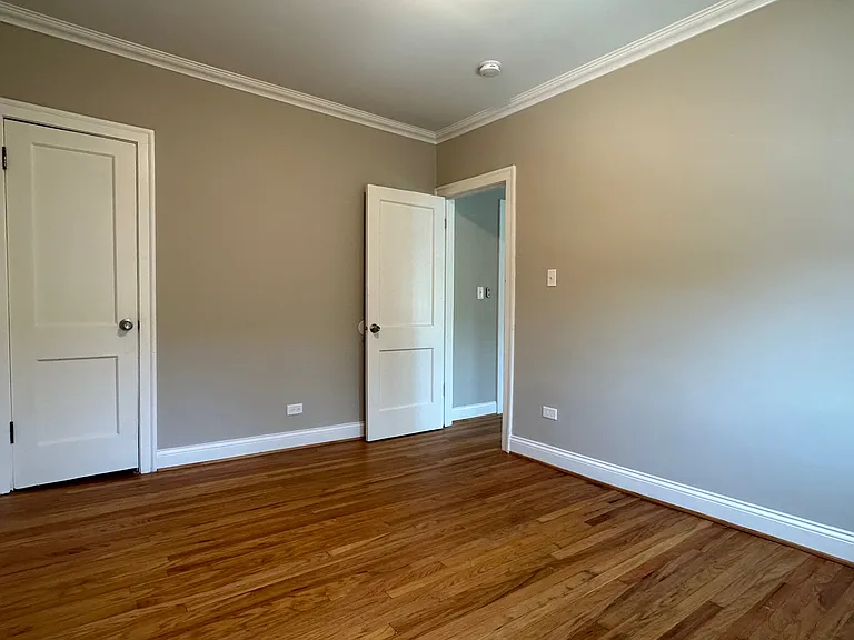 6556 S California Ave #2 — Photo 7