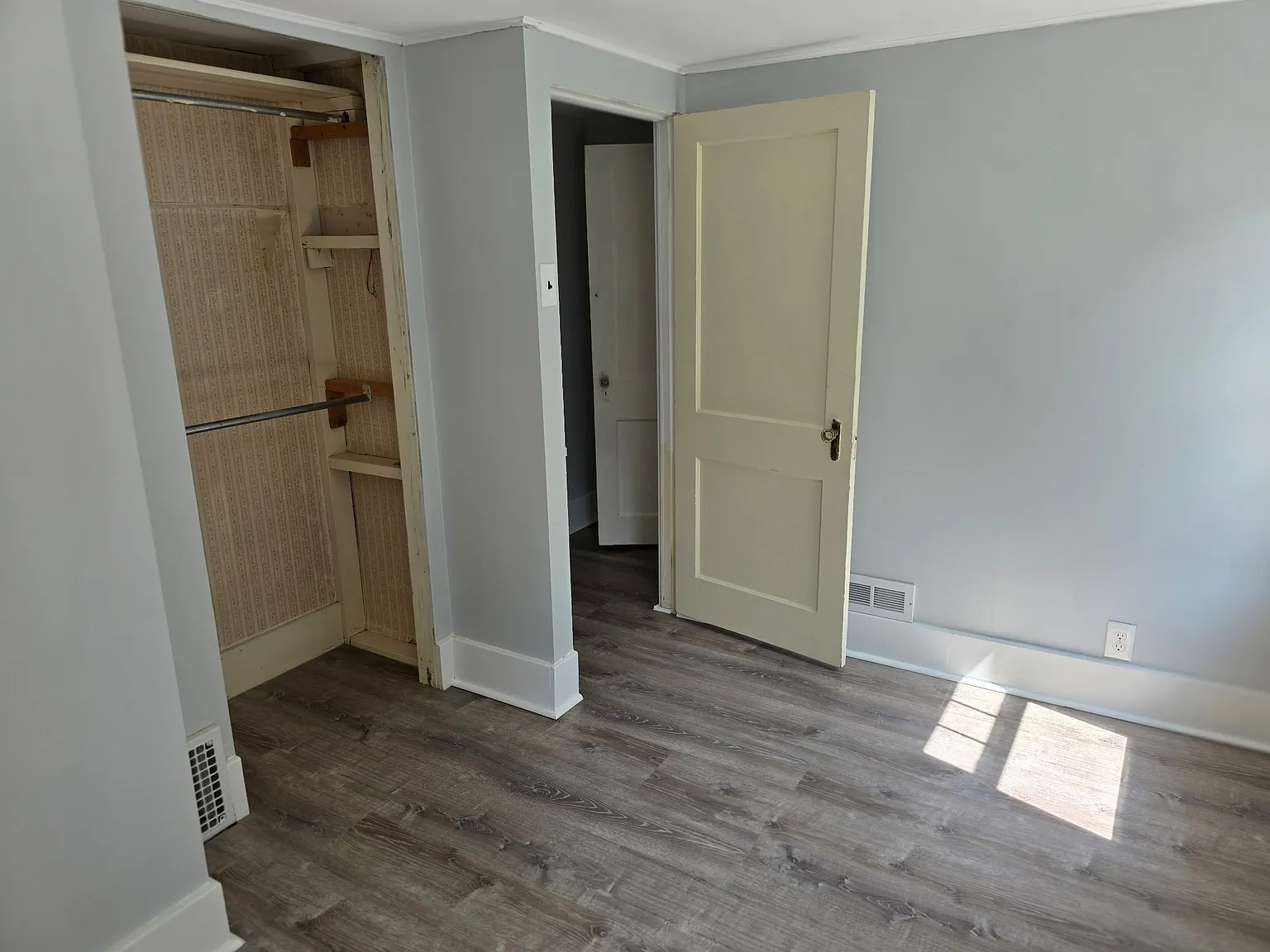 3 bed, 1660 sqft, $2,300 — Photo 4