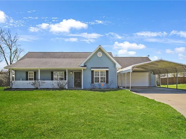 3304 Hughes Ave, Parsons, KS 67357