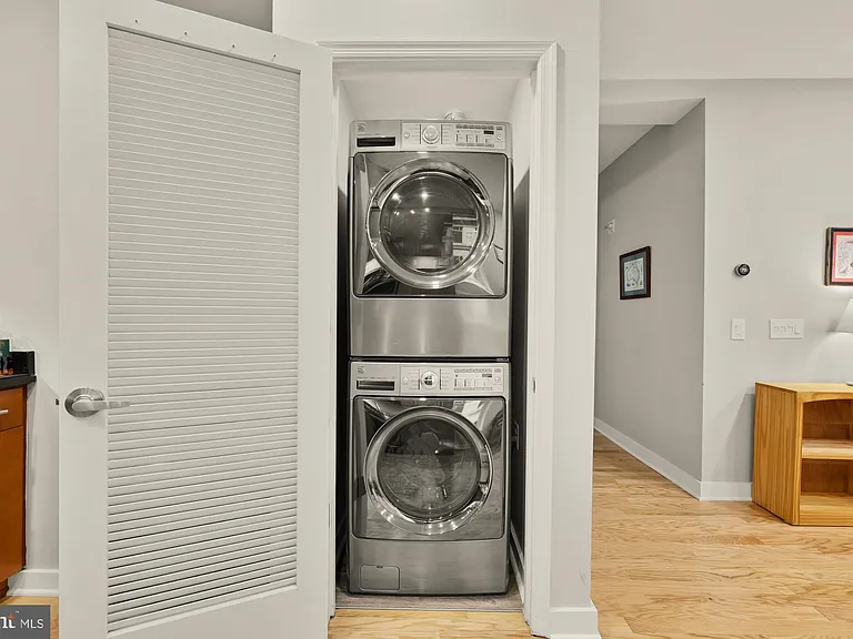 675 E St NW #350 — Photo 10