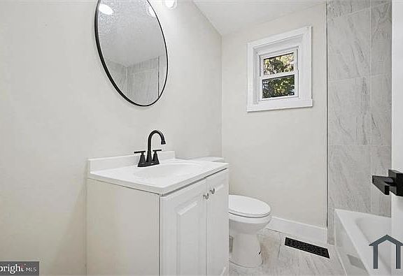 4th image of 75 E High St #1
