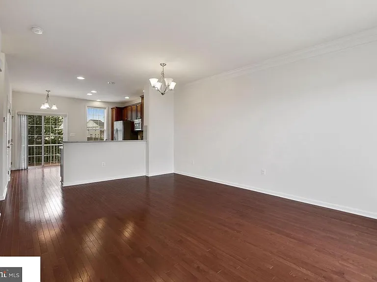 43140 Whelplehill Ter — Photo 12