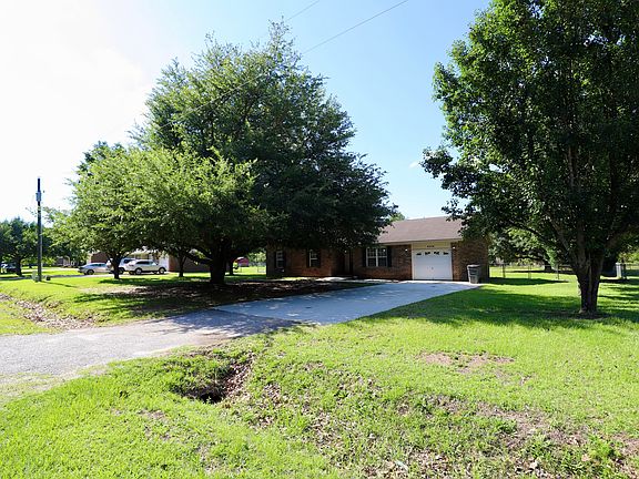 4th image of 3643 Red Lane Rd