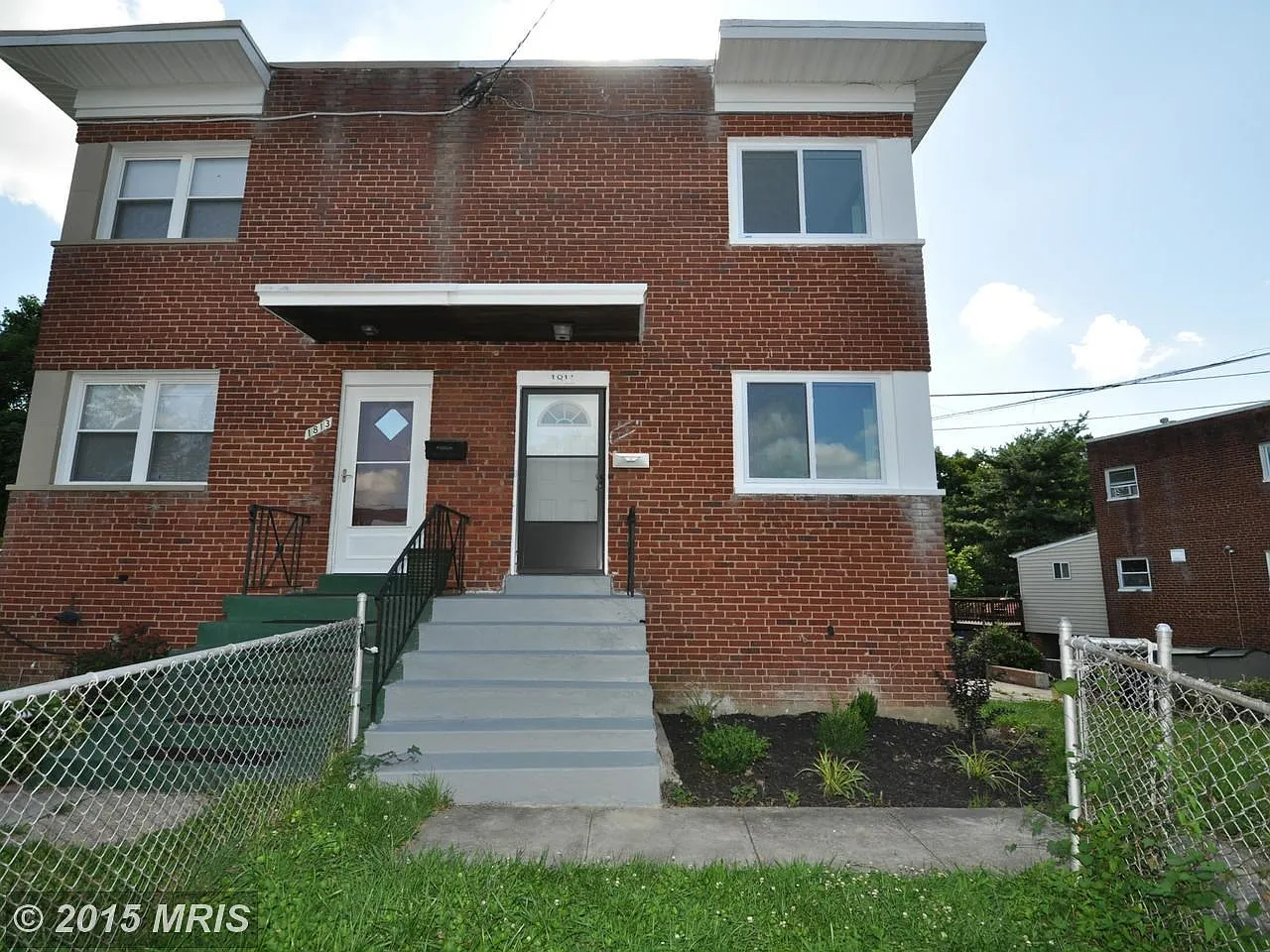 1811 Longford Dr photo 1