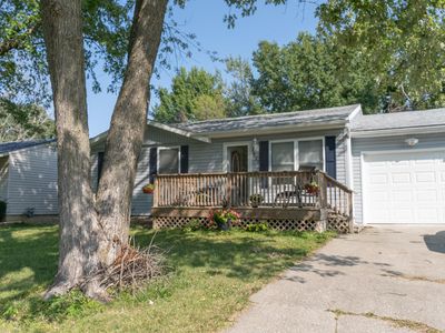 611 Grand Ave, Moberly, MO, 65270