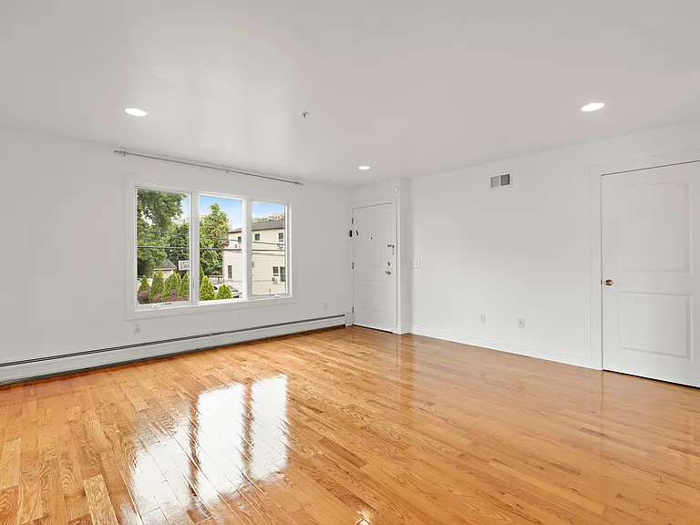 254 Division St #1R — Photo 13