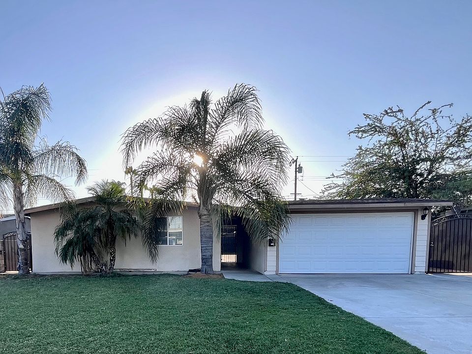 1st image of 521 Camellia Ave