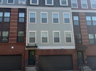 10720 Viognier Ter, Fairfax, VA 22030
