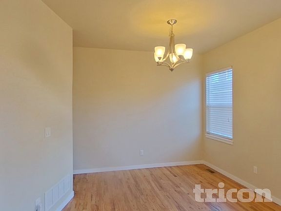 4th image of 2482 Ellingwood Dr
