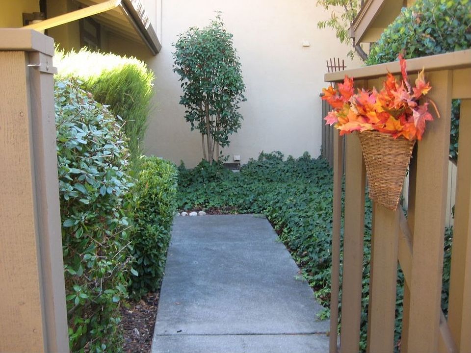 For Sale: 1836 Countrywood Court, Walnut Creek, CA 94598