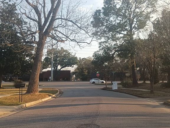 5th image of 6200 Cottage Hill Rd