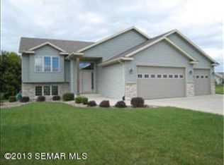 680 Countryview Ave NE, Owatonna, MN 55060