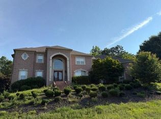 2915 Loch Lomond Dr, Conyers, GA 30094