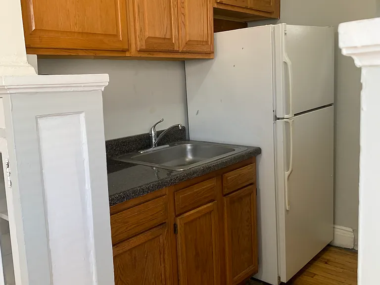 6223 N Artesian Ave #3E — Photo 8