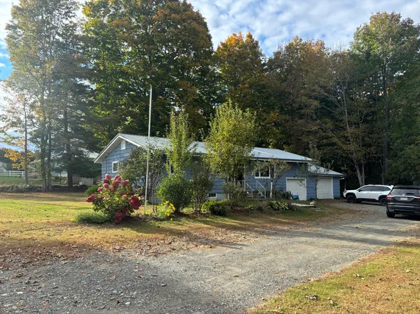 413 Pine Street, Dover-Foxcroft, ME 04426