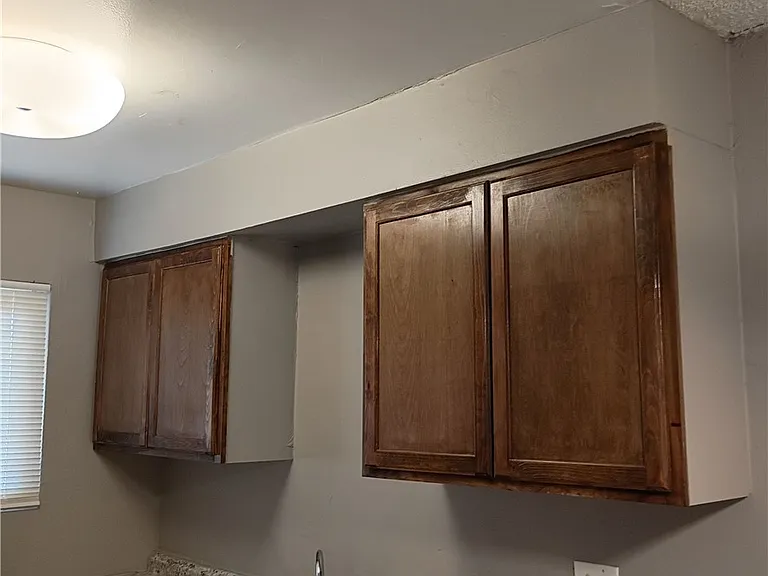 2100 Sunrise Ave #9 — Photo 16