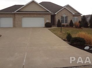 306 Kingsbury Rd, Metamora, IL 61548