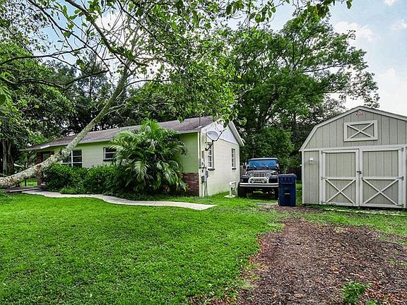 4th image of 1032 W Rambla St