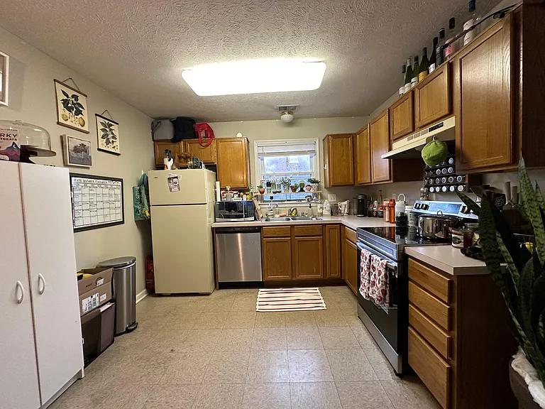 446 N Broadway #446B — Photo 7