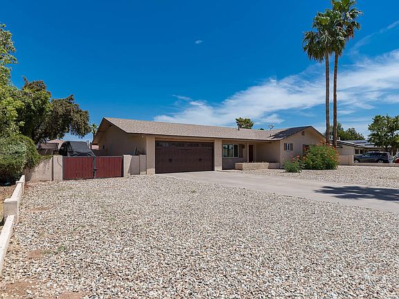 2nd image of 523 Redondo Dr N