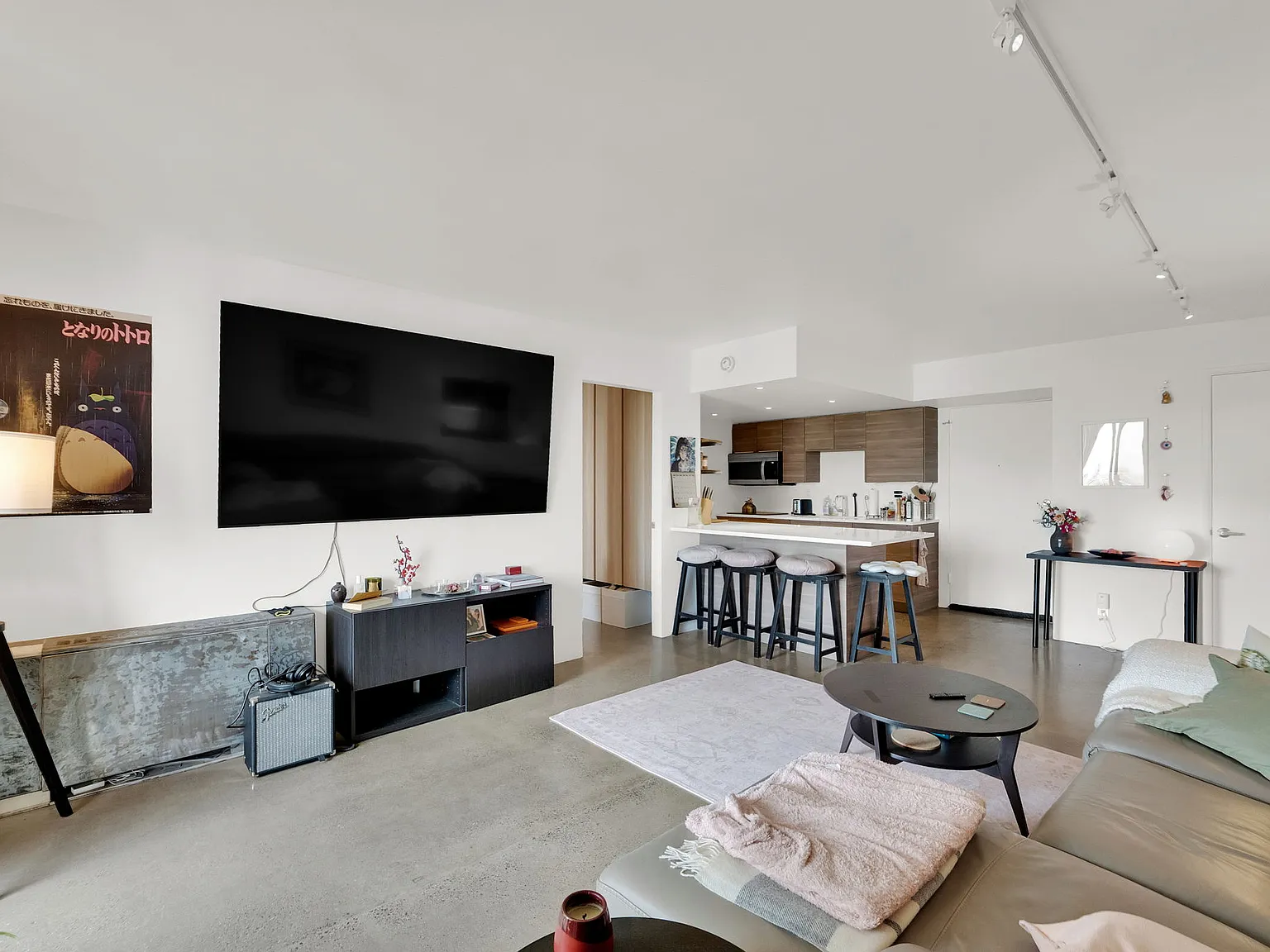 1 bed, 605 sqft, $1,550 — Photo 2