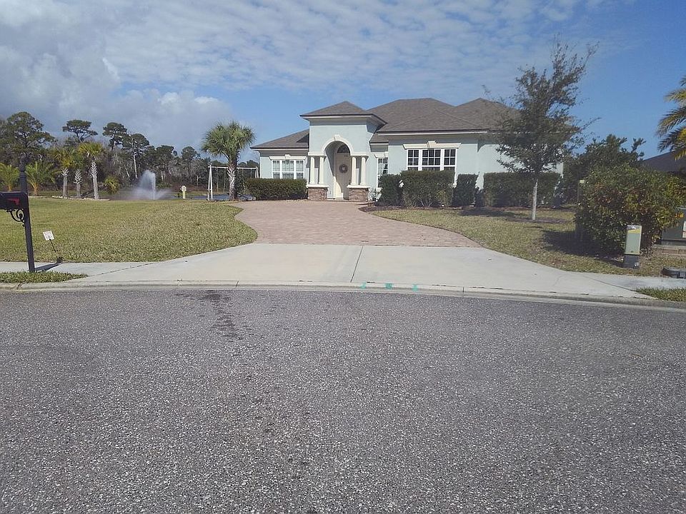 1st image of 436 Venecia Way