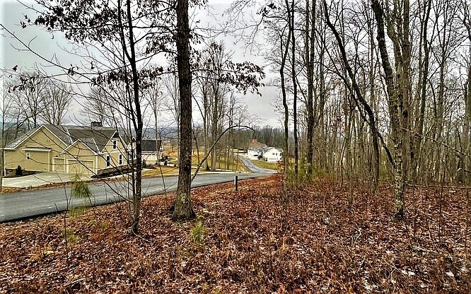 2nd image of Owen Glen Dr
