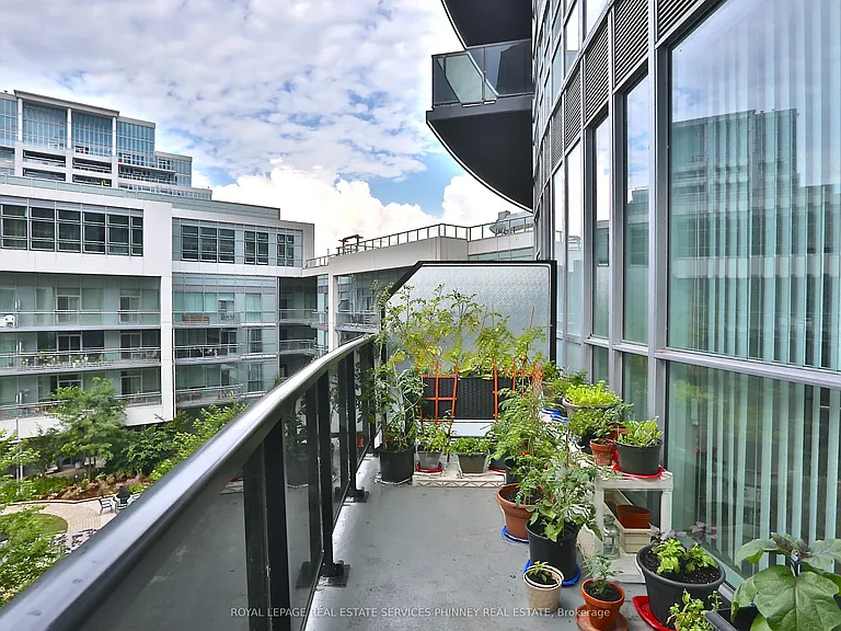 80 Marine Parade Dr #435 — Photo 11