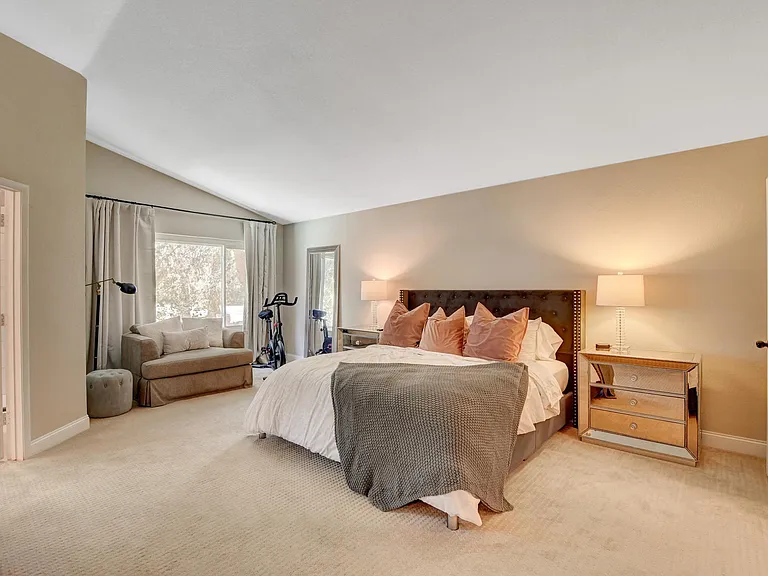 9205 Sandy Shores Dr — Photo 48