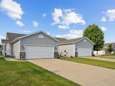 1727 Hunters Creek Way, Marion, IA, 52302