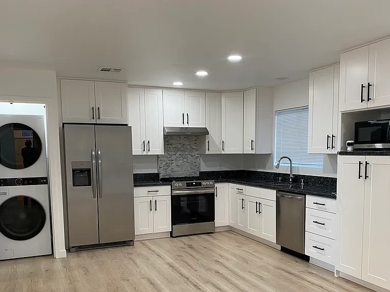 24223 Arch St — Photo 3