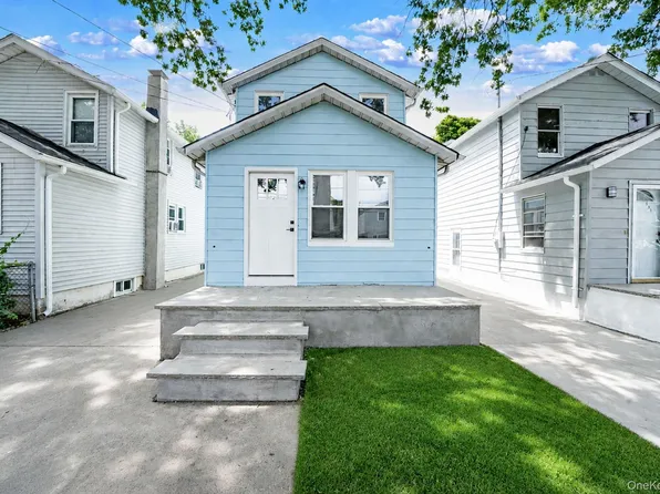 532 Washington Avenue, West Hempstead, NY 11552