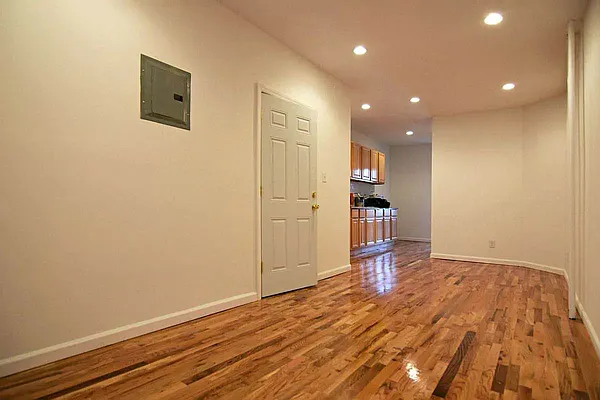 Rented by Coda Real Estate NYC | media 9