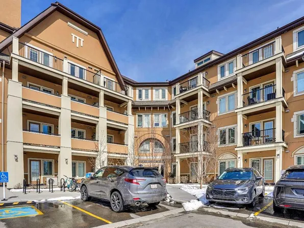 30 SW Mahogany Mews SE #103, Calgary, AB T3M 3H4