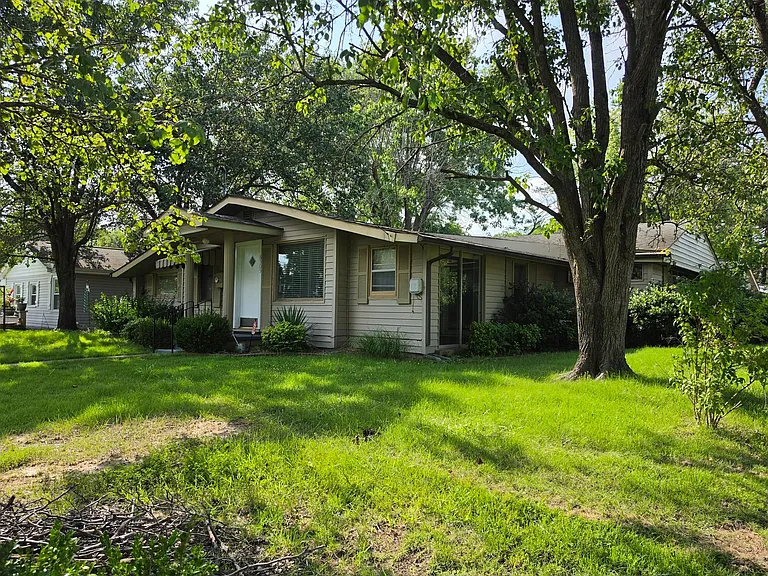 6305 US Highway 60 W — Photo 8