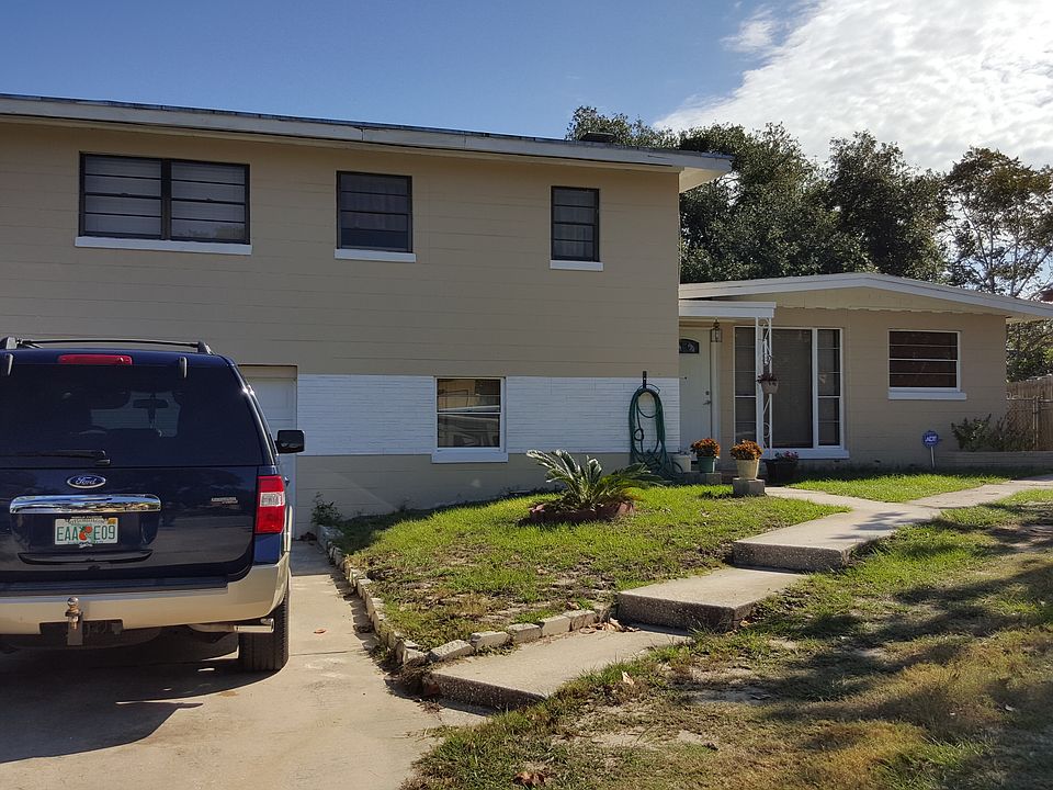 1st image of 4435 Dickens Ave