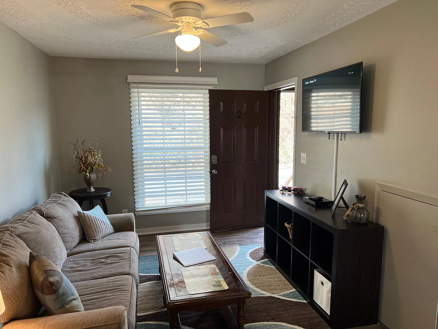 1 bed, $1,200 — Photo 2