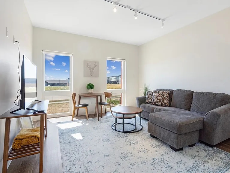 The Residence @ Willow Falls — Photo 12