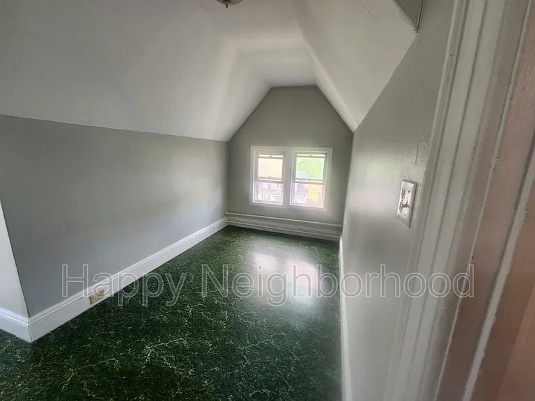 130 Bradley Ave #306 — Photo 2