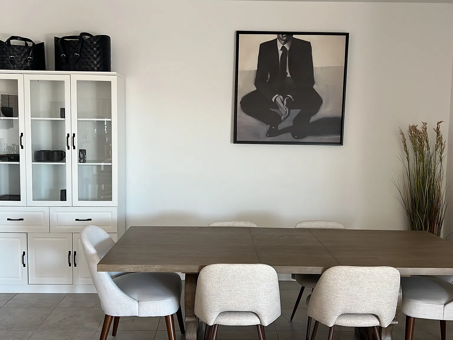 4 bed, 2338 sqft, $2,400 — Photo 3