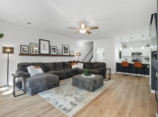 1703 N Windsor Ave, Cottage Grove, WI 53527