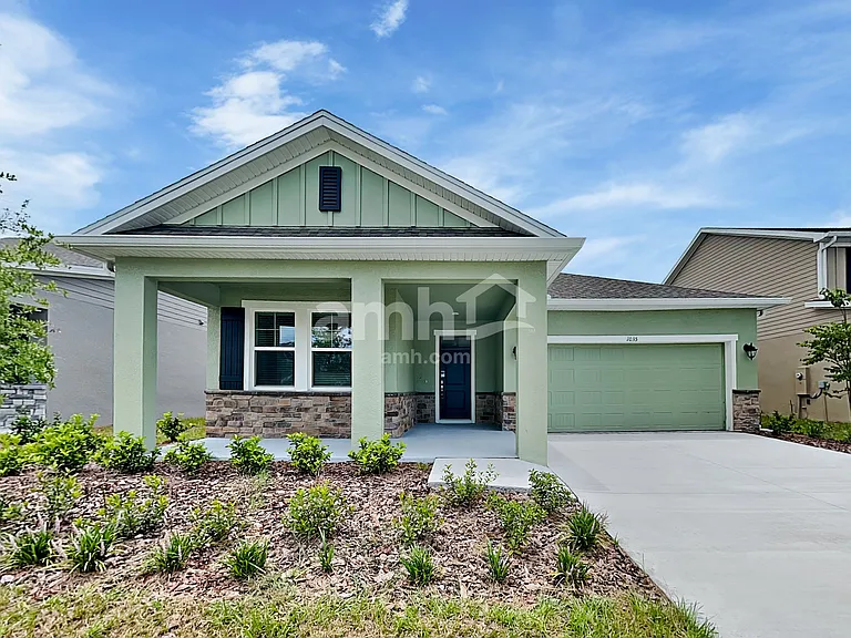1035 Heavenly Dr — Photo 1