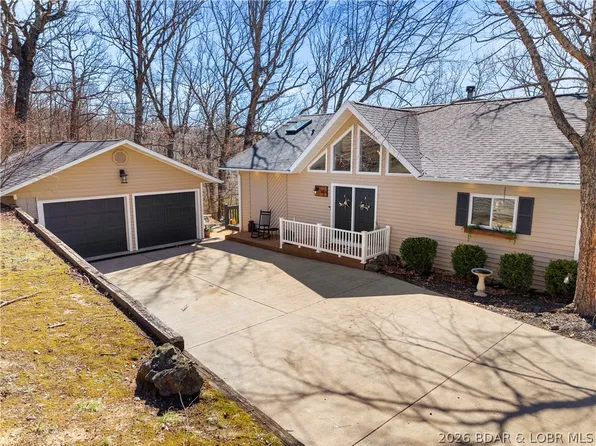 385 Woodland Poin, Linn Creek, MO 65052