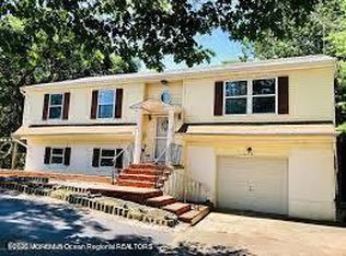 176 Whale Pond Rd, Oakhurst, NJ 07755