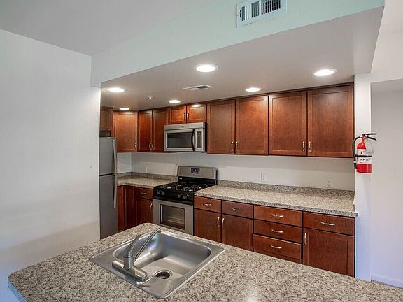 Kitchen-Classic