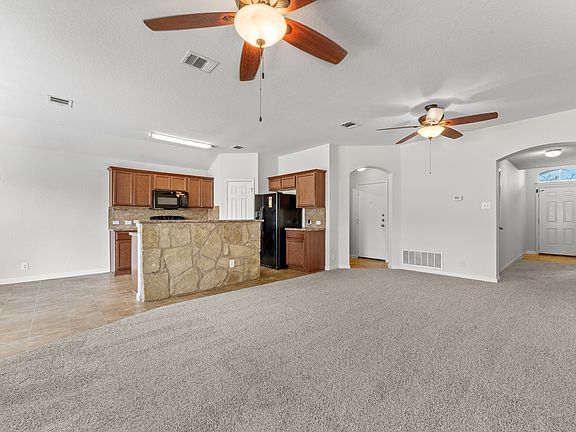 5th image of 216 Teron Dr