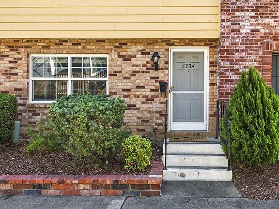 3rd image of 6334 Wexford Cir