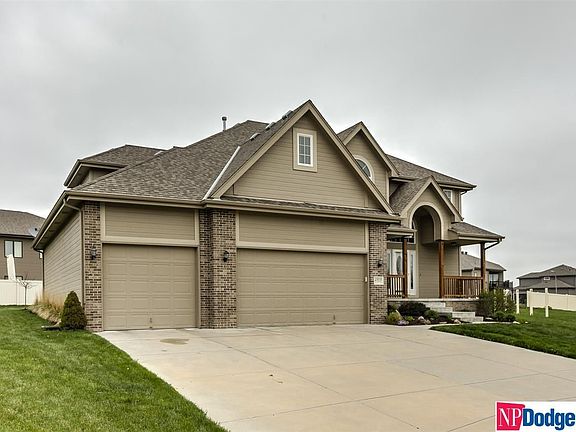 2nd image of 6919 S 197th Cir